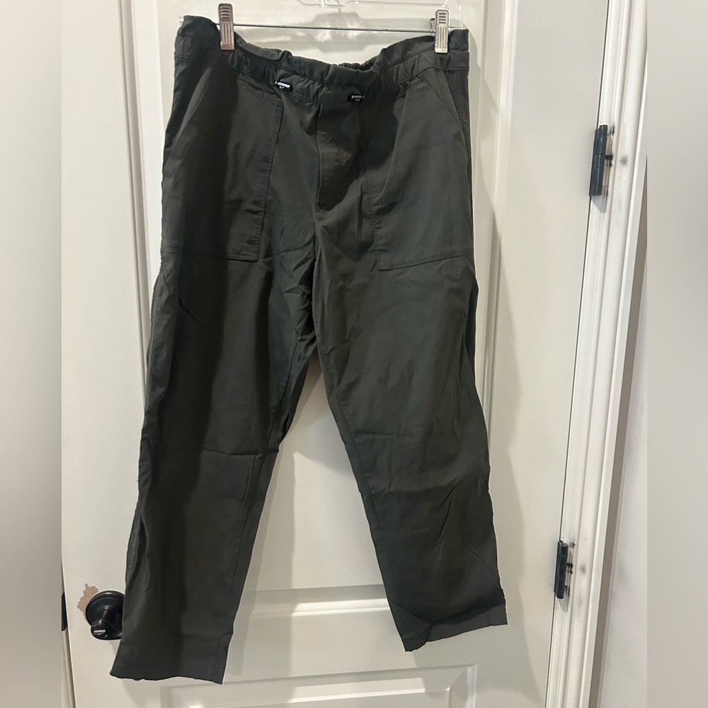 Athleta Trekkie pants. Size 10. Dark grey color. Rarely worn.